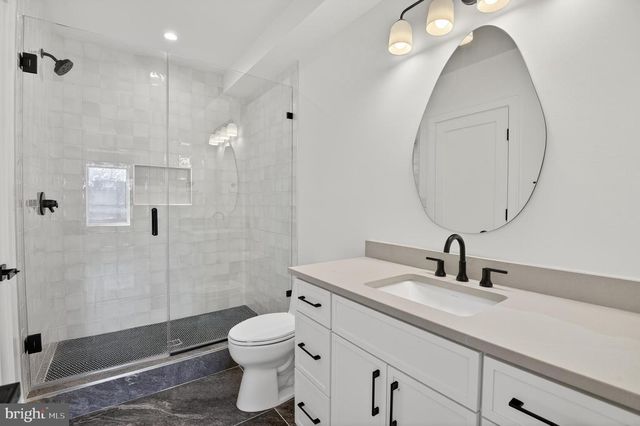 5011 NEWPORT AVE, Bethesda, MD 20816