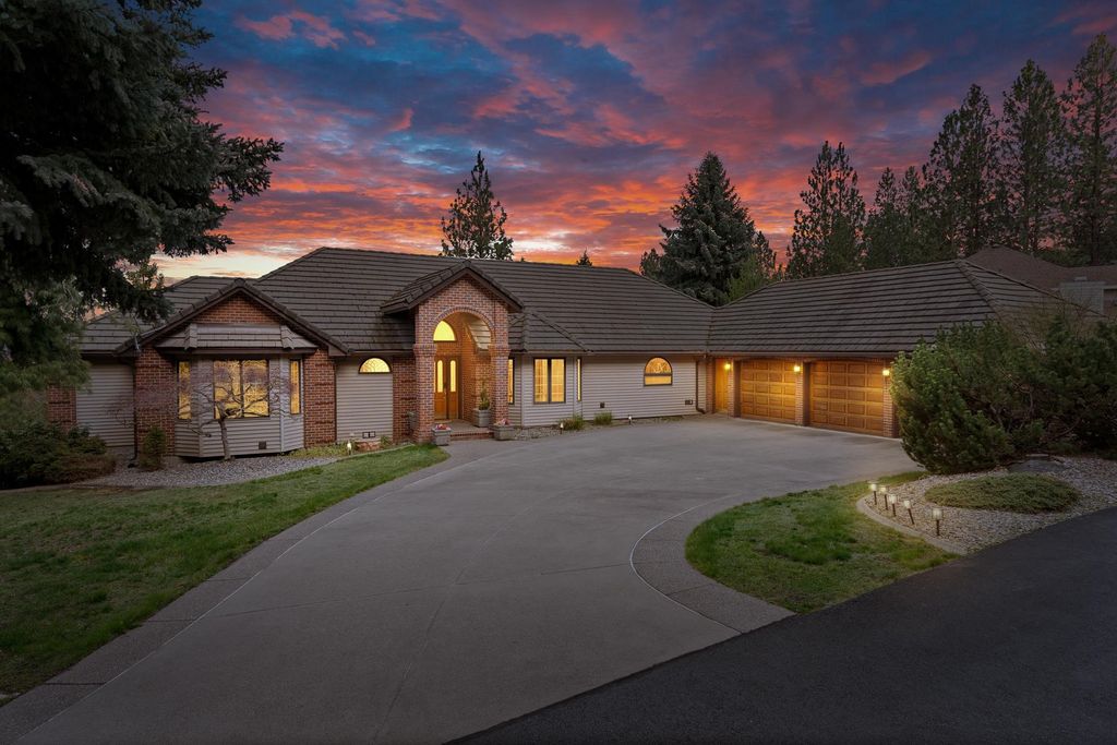 4904 S Progress Ct, Veradale, WA 99037