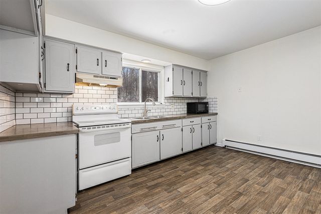 660 Greenlawn Street, Ypsilanti, MI 48198