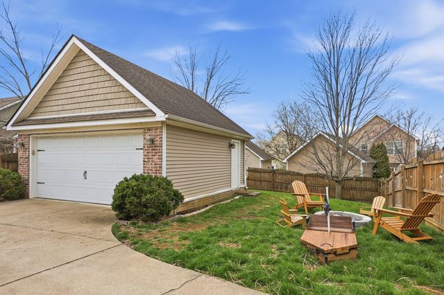 2209 Ice House Way, Lexington, KY 40509