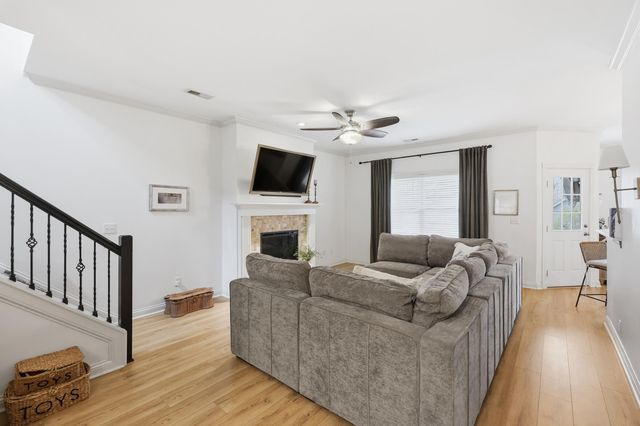 2209 Ice House Way, Lexington, KY 40509