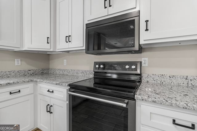 279 Pine Ridge Circle, Winterville, GA 30683