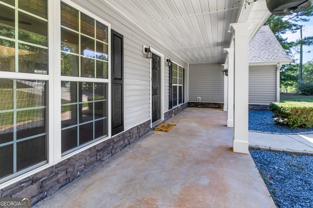279 Pine Ridge Circle, Winterville, GA 30683