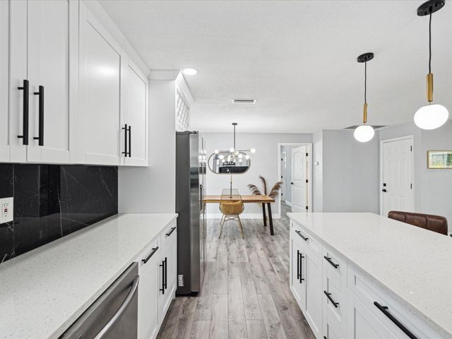 10264 OAKHURST ROAD, Largo, FL 33774