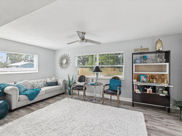 10264 OAKHURST ROAD, Largo, FL 33774