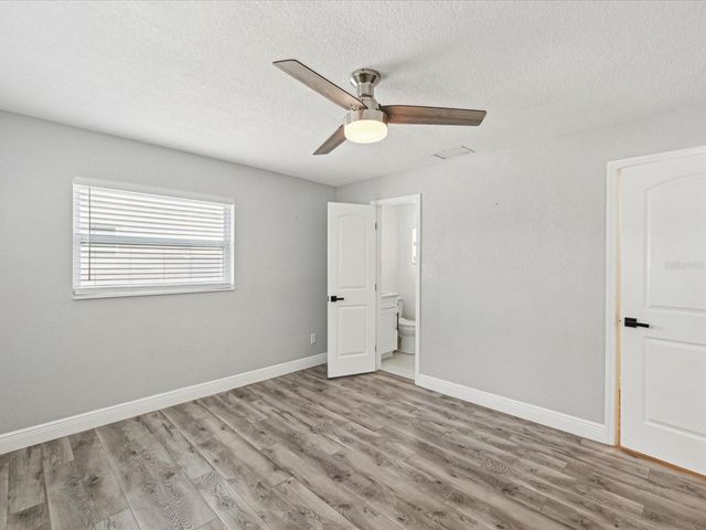 10264 OAKHURST ROAD, Largo, FL 33774