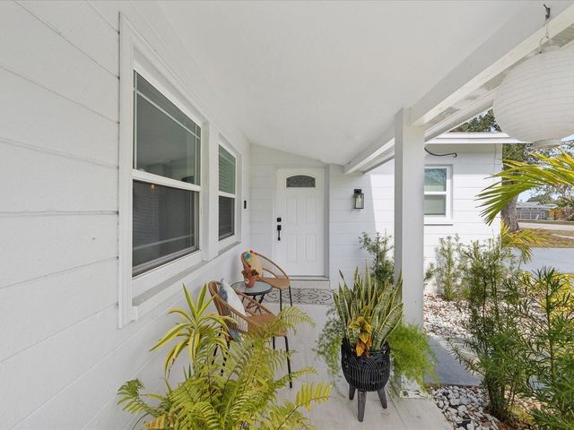 10264 OAKHURST ROAD, Largo, FL 33774