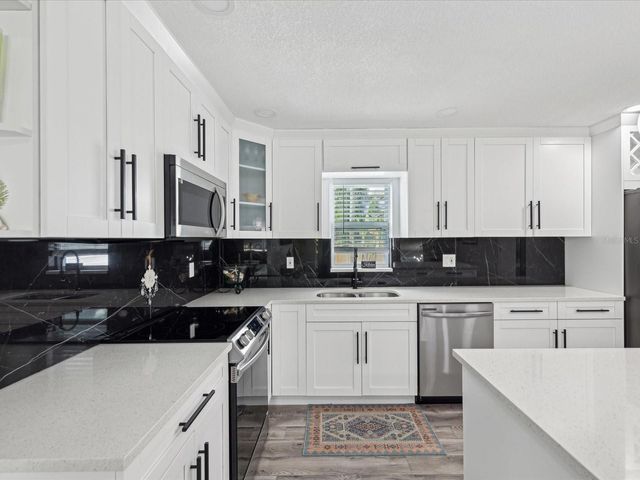 10264 OAKHURST ROAD, Largo, FL 33774
