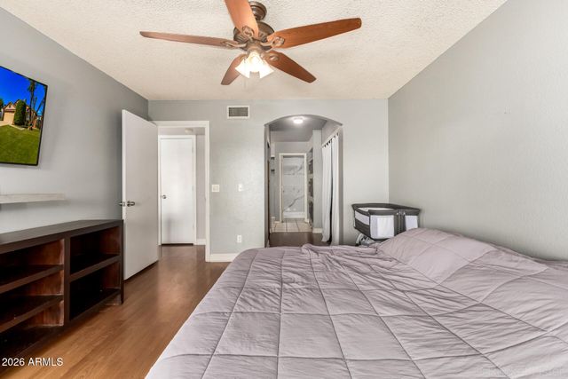 842 E MANOR Drive, Chandler, AZ 85225