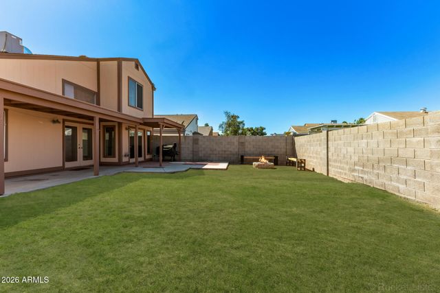 842 E MANOR Drive, Chandler, AZ 85225