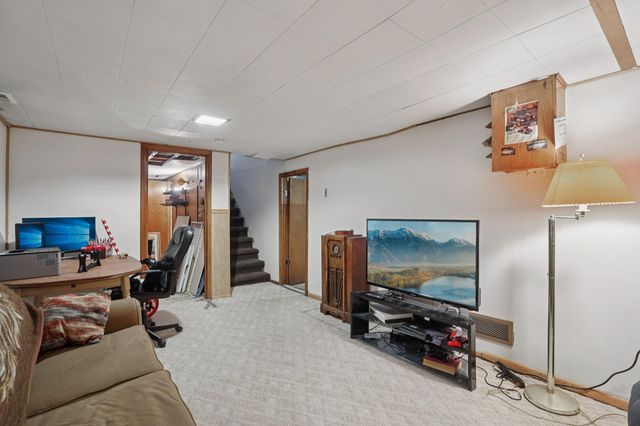 10931 7th Street NE, Blaine, MN 55434