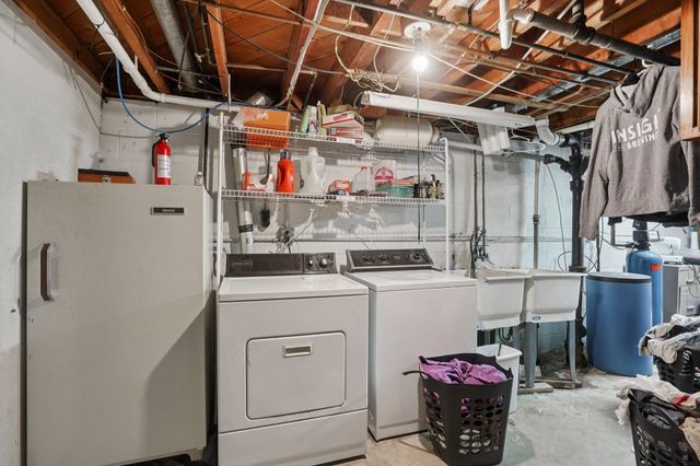 10931 7th Street NE, Blaine, MN 55434