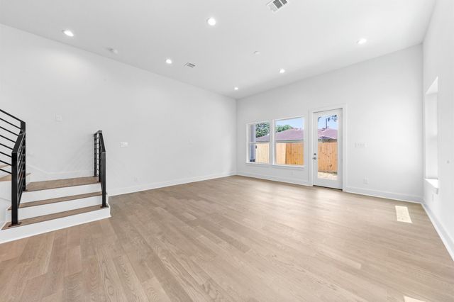 4710 Gunter Street, Houston, TX 77020