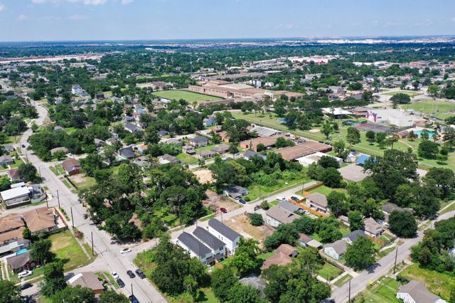 4710 Gunter Street, Houston, TX 77020