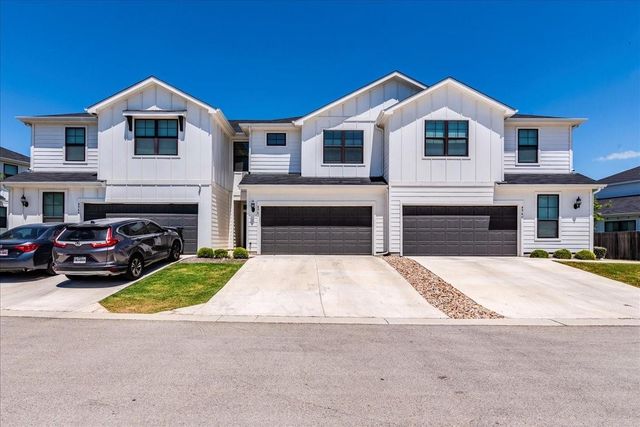 496 Fieldwood DR B, Buda, TX 78610
