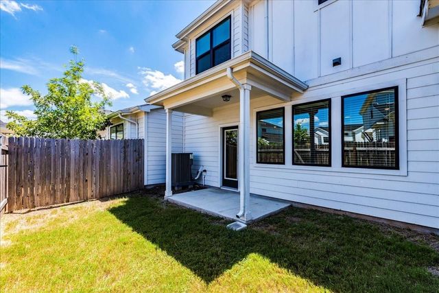 496 Fieldwood DR B, Buda, TX 78610