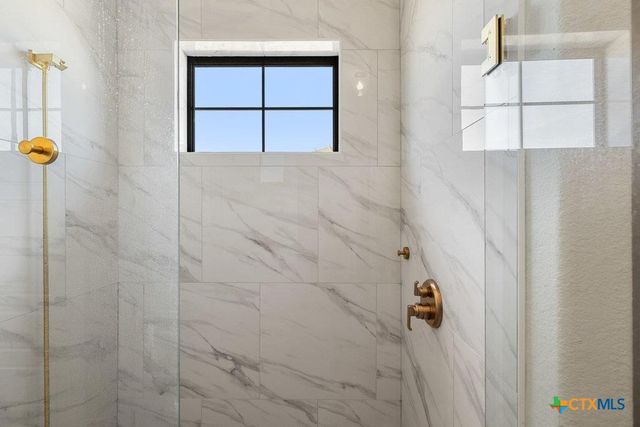 2415 Comal Springs, Canyon Lake, TX 78133