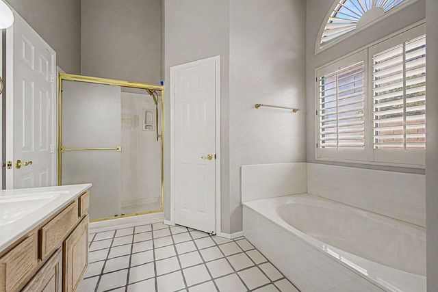 5719 E Saint John Road, Scottsdale, AZ 85254