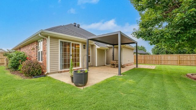 6820 Cutter Court, Springdale, AR 72762