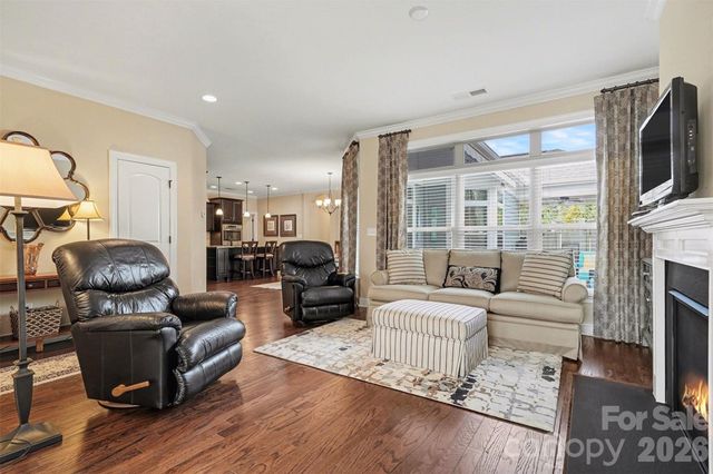 8315 Parknoll Drive, Huntersville, NC 28078