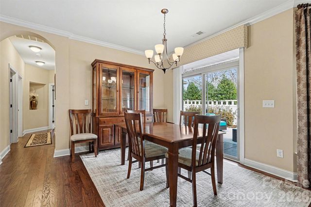 8315 Parknoll Drive, Huntersville, NC 28078