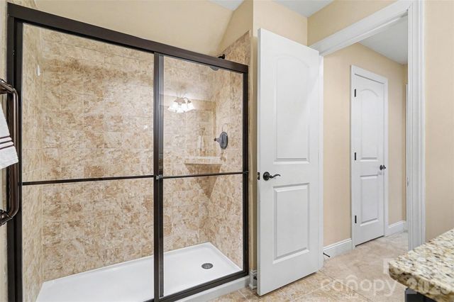 8315 Parknoll Drive, Huntersville, NC 28078