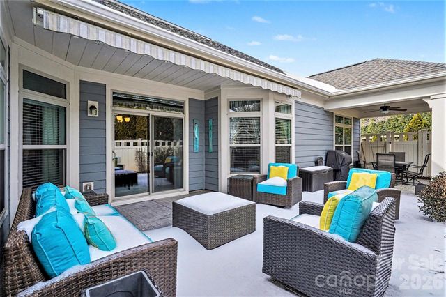 8315 Parknoll Drive, Huntersville, NC 28078