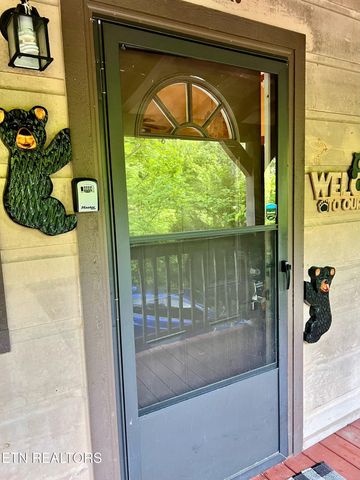 6814 Flats Rd, Tallassee, TN 37878