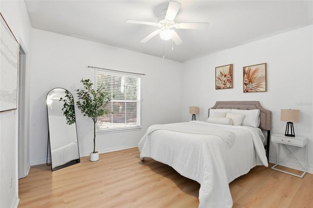 5067 NW 1 PLACE, Gainesville, FL 32607