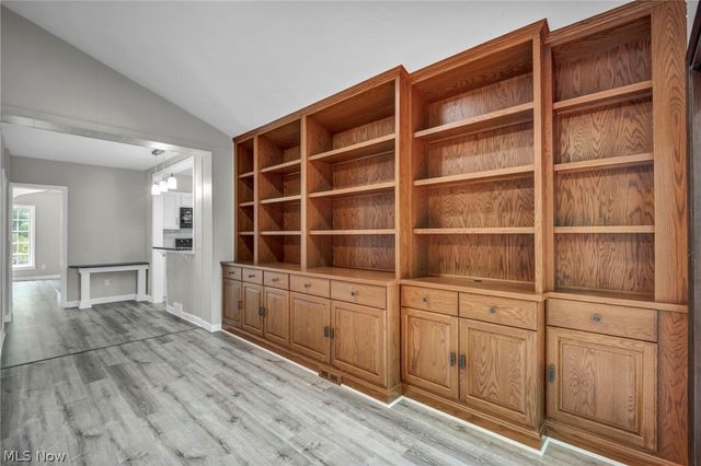 2496 Saybrook Road, University Heights, OH 44118