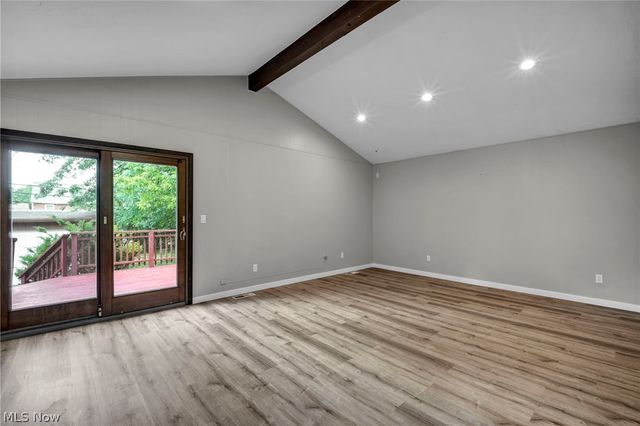 2496 Saybrook Road, University Heights, OH 44118