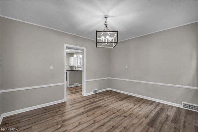 2496 Saybrook Road, University Heights, OH 44118
