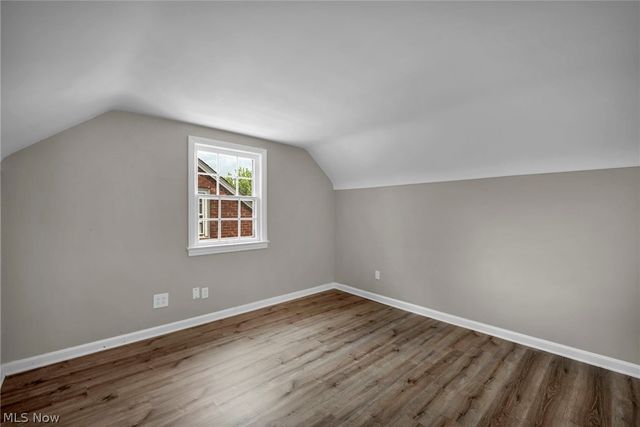 2496 Saybrook Road, University Heights, OH 44118