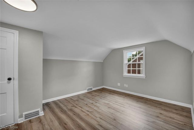 2496 Saybrook Road, University Heights, OH 44118