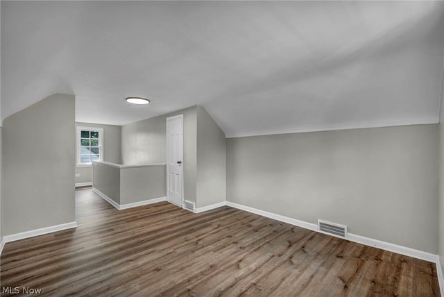 2496 Saybrook Road, University Heights, OH 44118