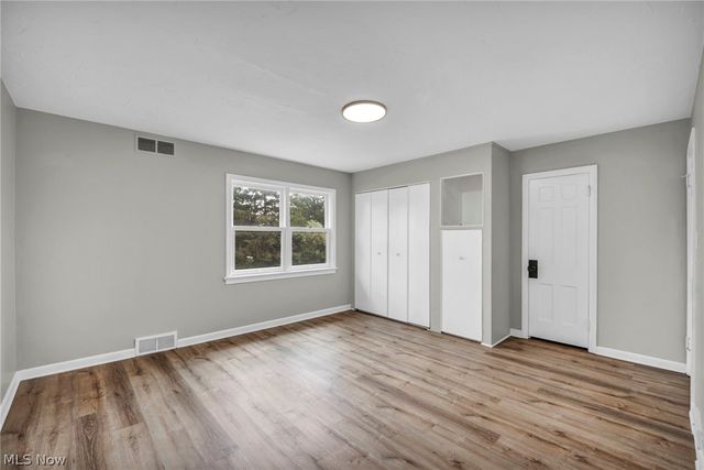 2496 Saybrook Road, University Heights, OH 44118