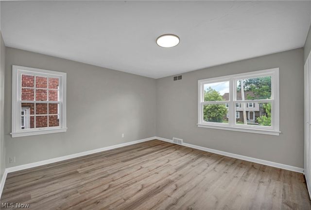 2496 Saybrook Road, University Heights, OH 44118