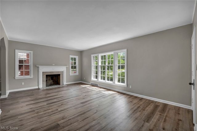 2496 Saybrook Road, University Heights, OH 44118
