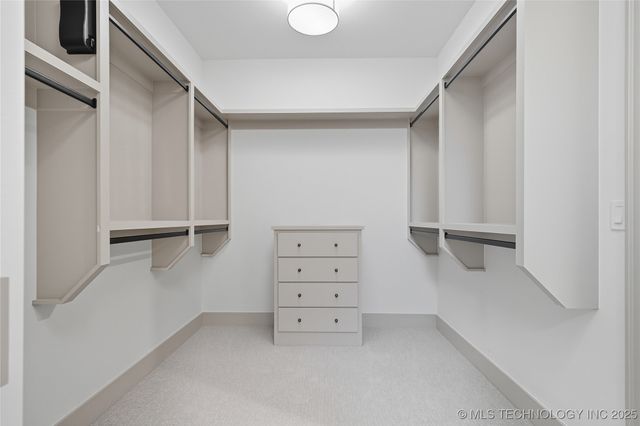 3921 S Madison Avenue, Tulsa, OK 74105