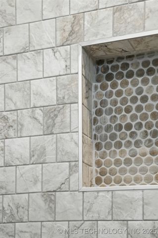 3921 S Madison Avenue, Tulsa, OK 74105