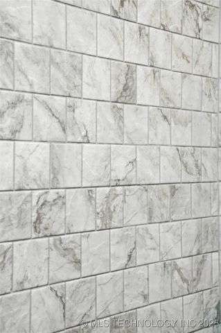 3921 S Madison Avenue, Tulsa, OK 74105