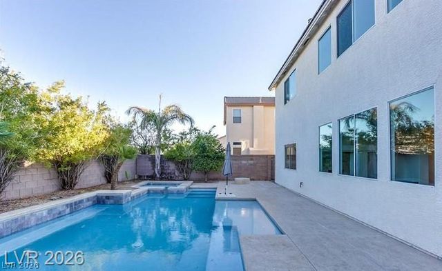 8244 Belmont Valley Street, Las Vegas, NV 89123