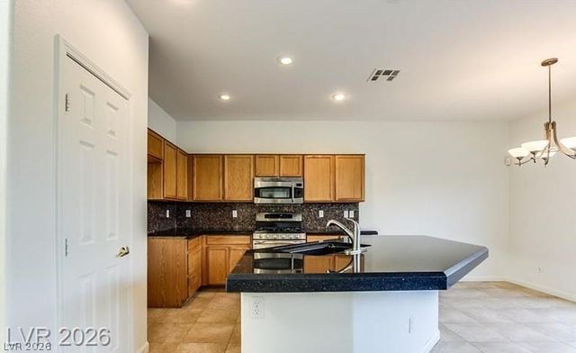 8244 Belmont Valley Street, Las Vegas, NV 89123