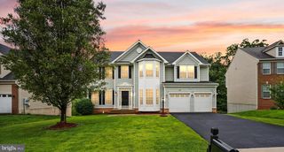 9121 AUTUMN GLORY LN, Bristow, VA 20136