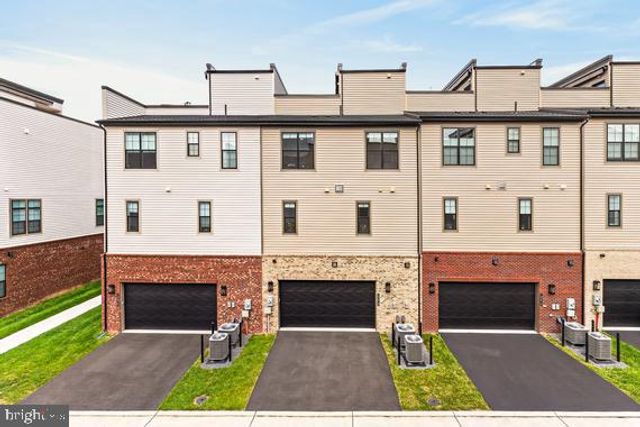 19818 BODMER DR, Ashburn, VA 20147