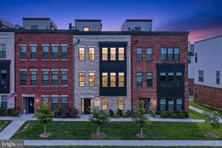 19818 BODMER DR, Ashburn, VA 20147