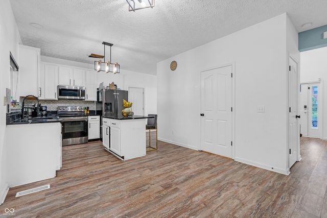 10249 Winlee Court, Indianapolis, IN 46236