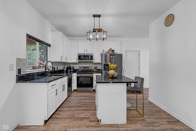 10249 Winlee Court, Indianapolis, IN 46236