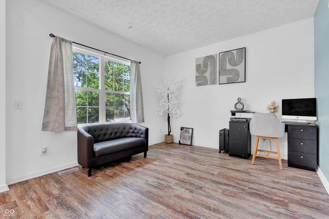 10249 Winlee Court, Indianapolis, IN 46236