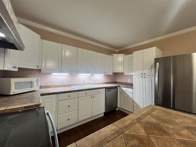 112 S Tarver Ave, Lebanon, TN 37087